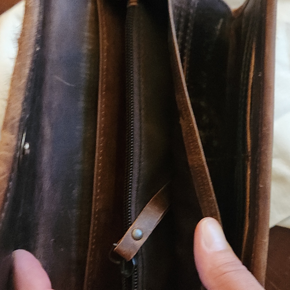 Cowhide Patchwork Wallet - Picture 5 of 10